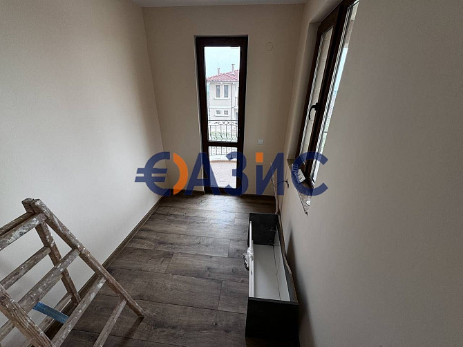 Квартира 4-комнатная 3+1 в Поморие 217м² 2 этаж Поморие - изображение 17